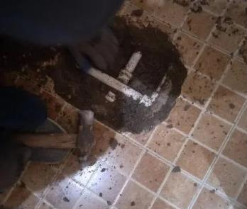 立山卫生间漏水维修公司为您分享下卫生间渗水如何处理及注意事项